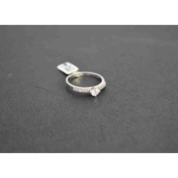 Μονόπετρο από λευκόχρυσο 14 καρατίων