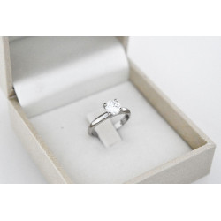 Μονόπετρο από Λευκόχρυσο14 καρατίων