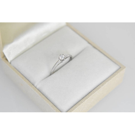 Δαχτυλίδι από λευκόχρυσο 9 καρατίων