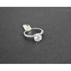 Μονόπετρο από λευκόχρυσο 14 καρατίων