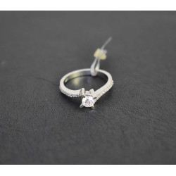 Μονόπετρο από λευκόχρυσο 14 καρατίων