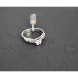 Μονόπετρο από λευκόχρυσο 14 καρατίων