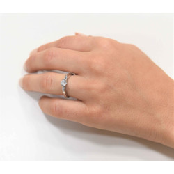 Μονόπετρο από λευκόχρυσο 14 καρατίων