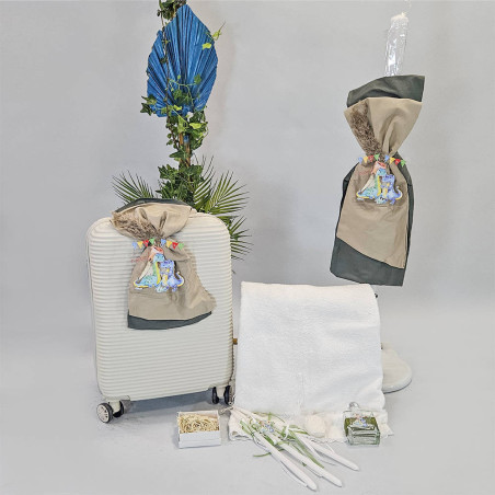 ΠΑΚΕΤΟ ΒΑΠΤΙΣΗΣ ΓΙΑ ΑΓΟΡΑΚΙ ΔΕΙΝΟΣΑΥΡΟΣ ΜΕ ΡΟΥΧΟ Guy Laroche