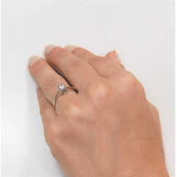 Μονόπετρο από λευκόχρυσο 14 καρατίων