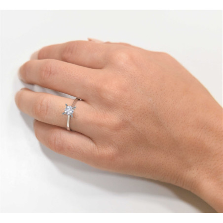 Μονόπετρο από λευκόχρυσο 14 καρατίων