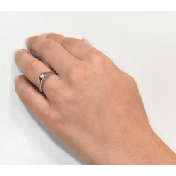 Μονόπετρο από λευκόχρυσο 14 καρατίων