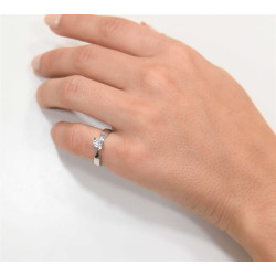 Μονόπετρο από λευκόχρυσο 14 καρατίων