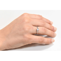 Μονόπετρο από λευκόχρυσο 14 καρατίων