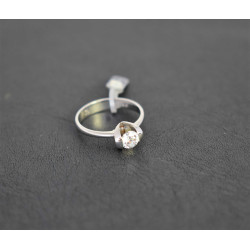 Μονόπετρο από λευκόχρυσο 14 καρατίων