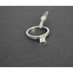 Μονόπετρο από λευκόχρυσο 14 καρατίων