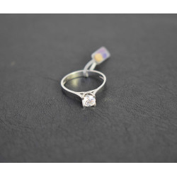 Μονόπετρο από λευκόχρυσο 14 καρατίων