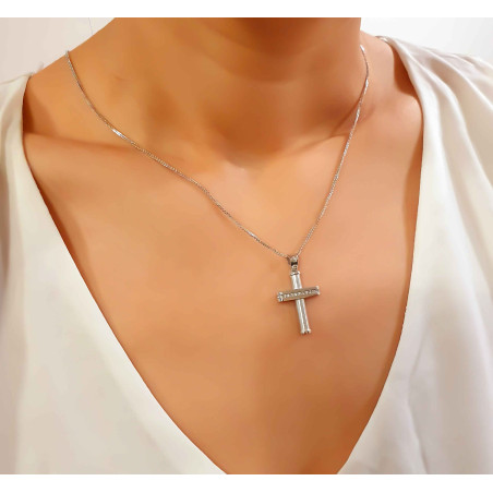 Λευκόχρυσος γυναικείος σταυρός 14 Καρατίων