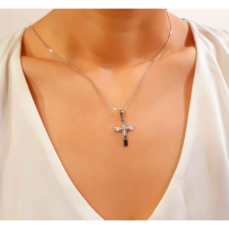 Λευκόχρυσος γυναικείος σταυρός 14 Καρατίων