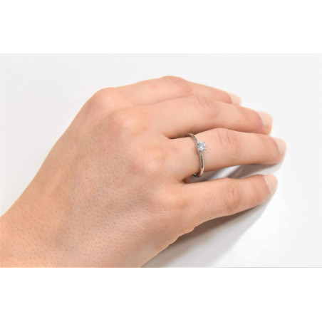 Μονόπετρο από λευκόχρυσο 14 καρατίων