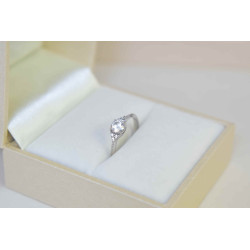 Μονόπετρο από λευκόχρυσο 14 καρατίων