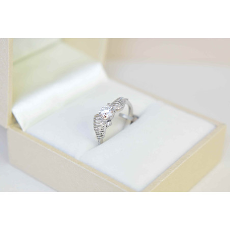 Μονόπετρο από λευκόχρυσο 14 καρατίων