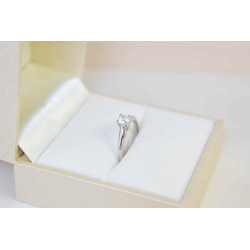 Μονόπετρο από λευκόχρυσο 14 καρατίων