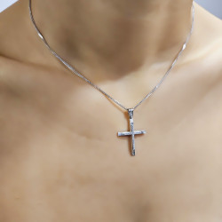 Λευκόχρυσος γυναικείος σταυρός 14 Καρατίων
