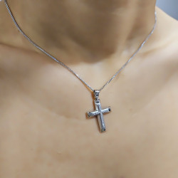 Λευκόχρυσος γυναικείος σταυρός 14 Καρατίων